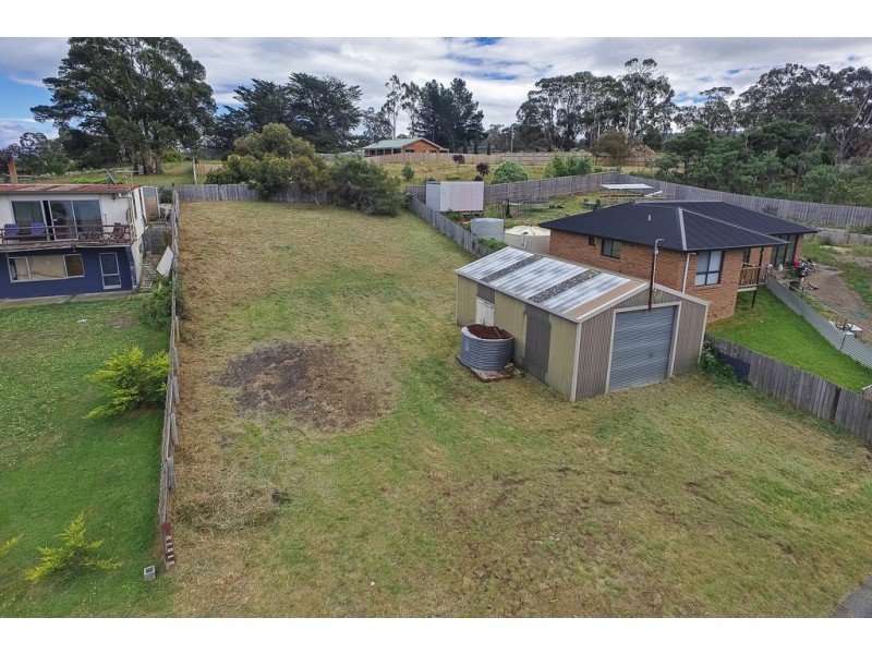 52 Erle Street, Carlton River TAS 7173