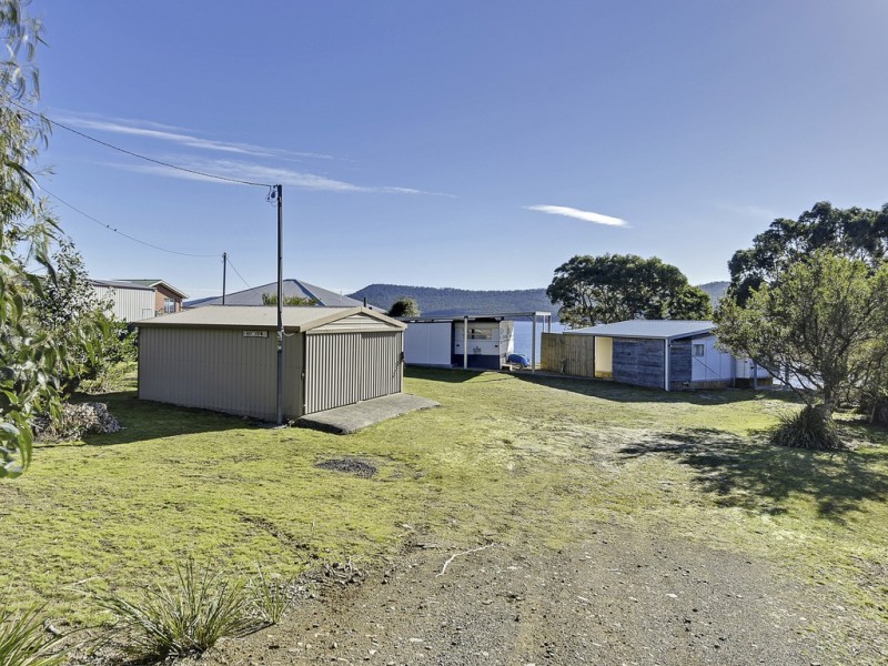 568 White Beach Rd, White Beach TAS 7184