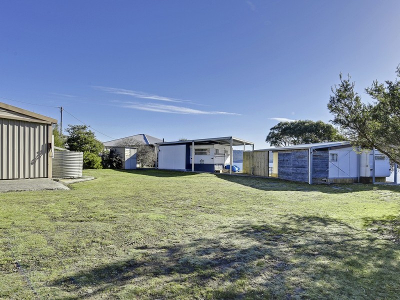 568 White Beach Rd, White Beach TAS 7184