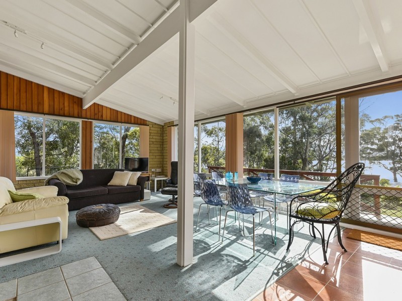 2 Spaulding Street, White Beach TAS 7184