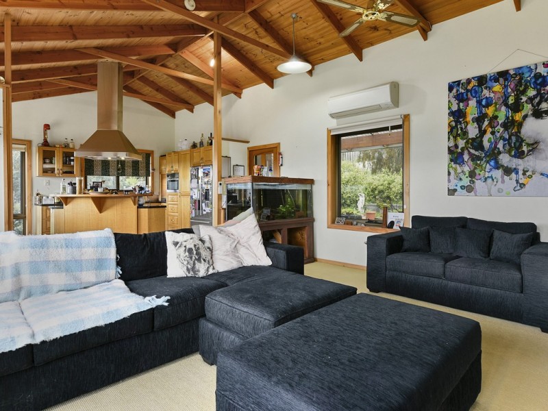 15 Tangari Road, Forcett TAS 7173