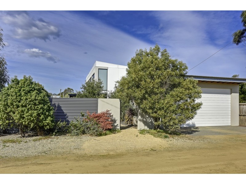 4 Ocean Grove, Carlton TAS 7173