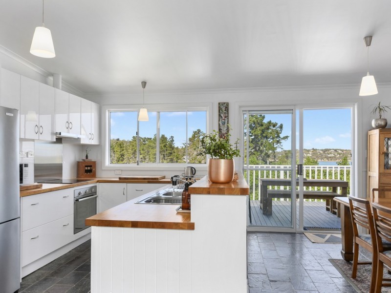 4 Lourah Street, Dodges Ferry TAS 7173