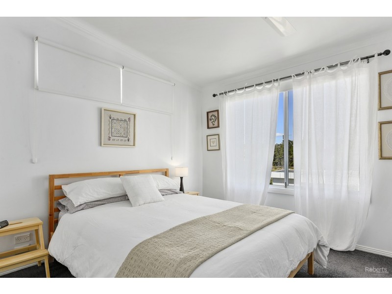 4 Lourah Street, Dodges Ferry TAS 7173