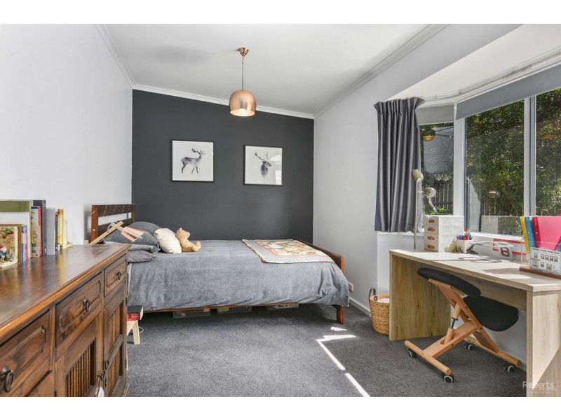 4 Lourah Street, Dodges Ferry TAS 7173