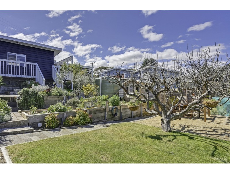 4 Lourah Street, Dodges Ferry TAS 7173