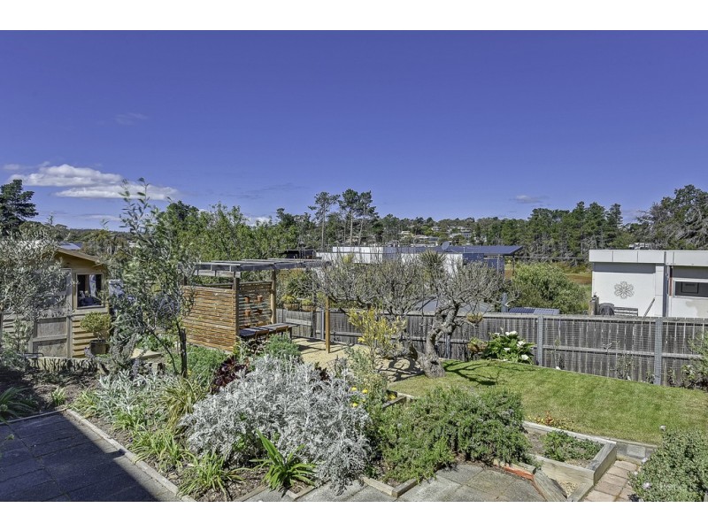 4 Lourah Street, Dodges Ferry TAS 7173