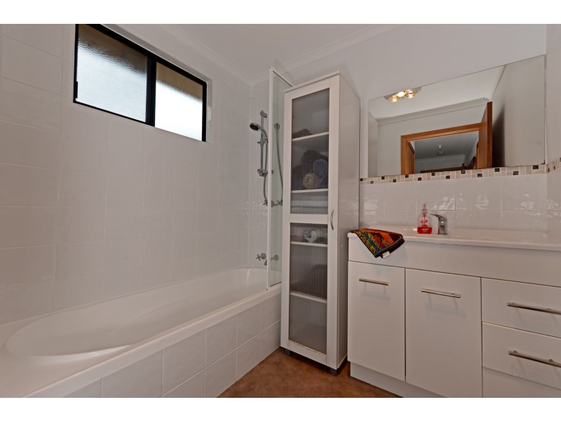 8 Protea Street, Primrose Sands TAS 7173