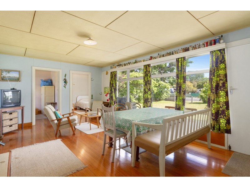 10 Seventh Avenue, Dodges Ferry TAS 7173