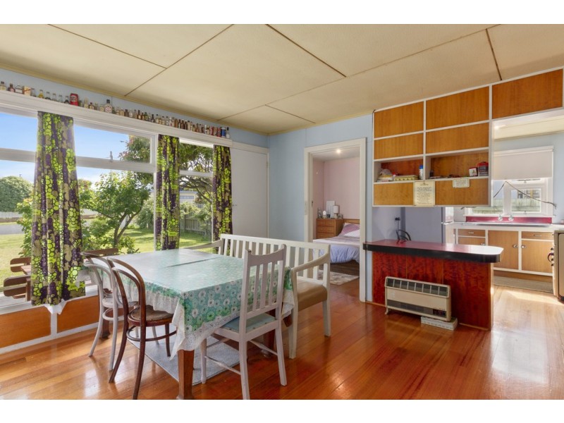 10 Seventh Avenue, Dodges Ferry TAS 7173