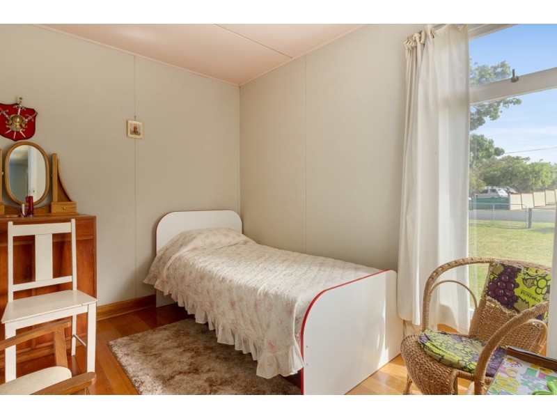 10 Seventh Avenue, Dodges Ferry TAS 7173