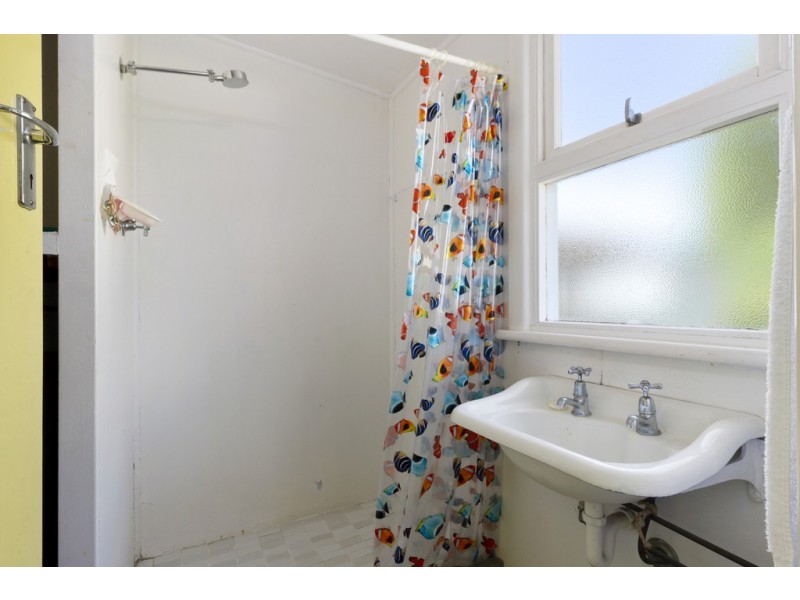 10 Seventh Avenue, Dodges Ferry TAS 7173
