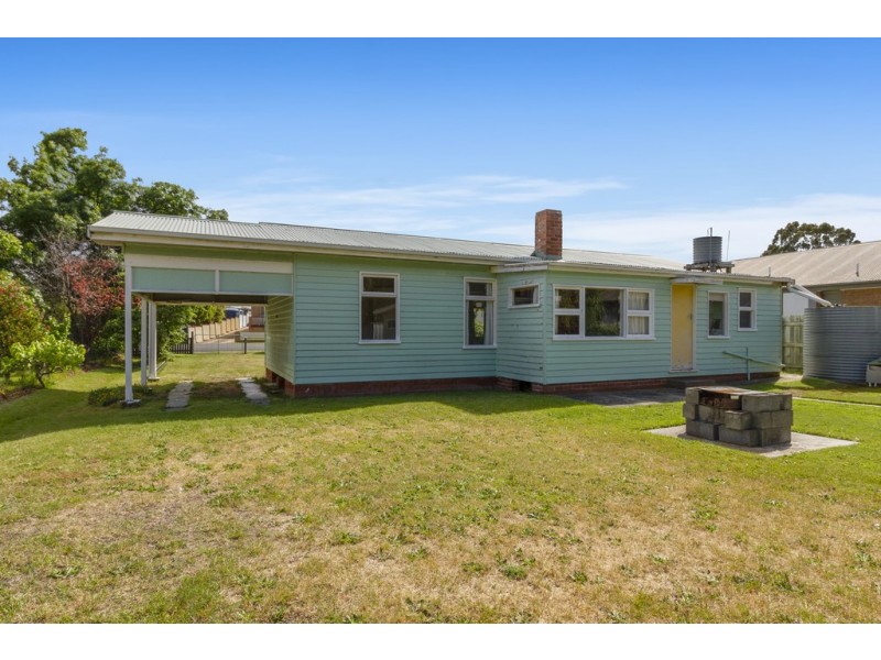 10 Seventh Avenue, Dodges Ferry TAS 7173