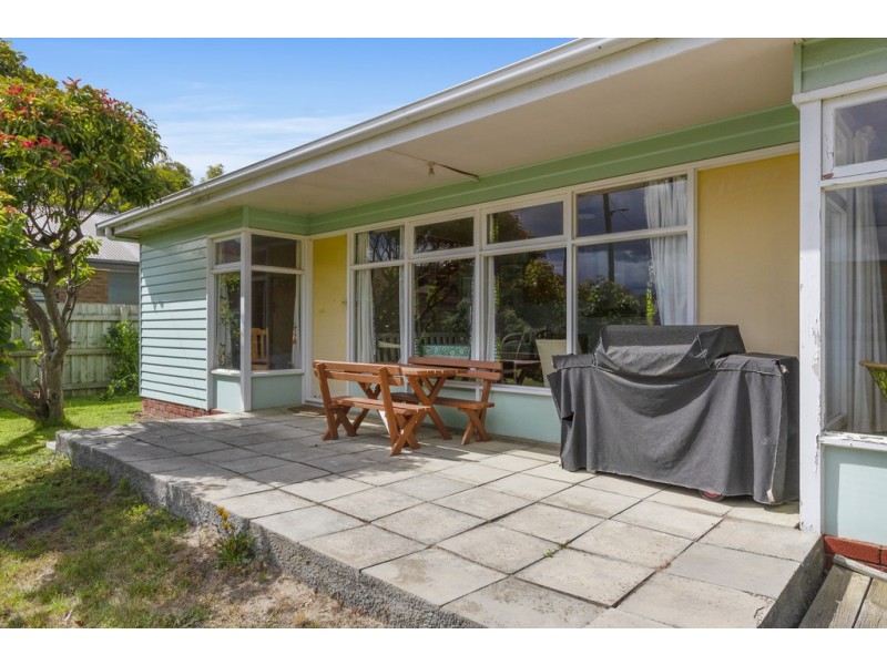 10 Seventh Avenue, Dodges Ferry TAS 7173