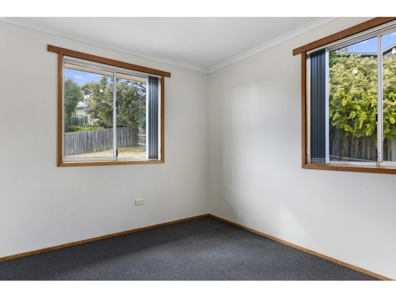 7 Lighton Way, Lenah Valley TAS 7008