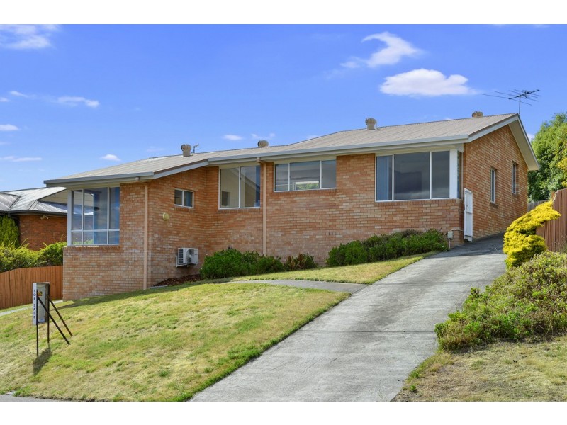 7 Lighton Way, Lenah Valley TAS 7008