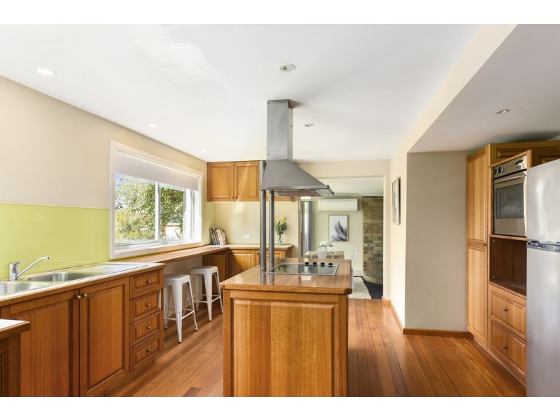 68 Tiger Head Road, Dodges Ferry TAS 7173