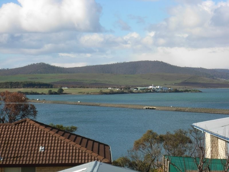 33 Third Avenue, Midway Point TAS 7171