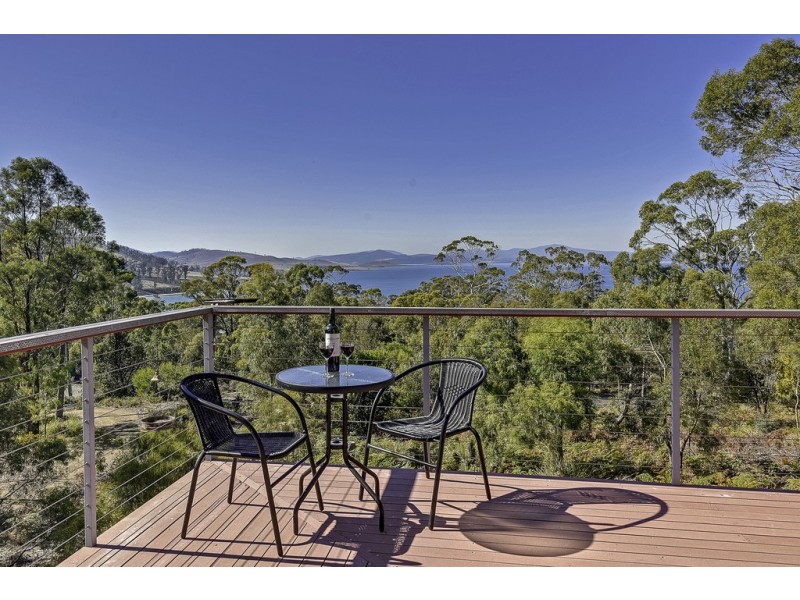 4 Correa Street, Primrose Sands TAS 7173