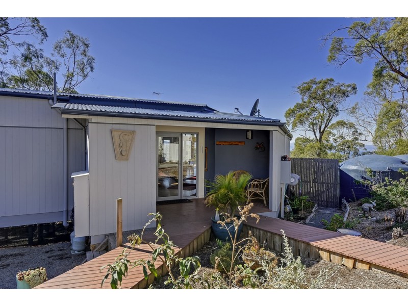 4 Correa Street, Primrose Sands TAS 7173