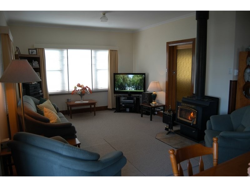 91 Arthur Highway, Dunalley TAS 7177