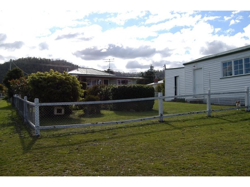 91 Arthur Highway, Dunalley TAS 7177