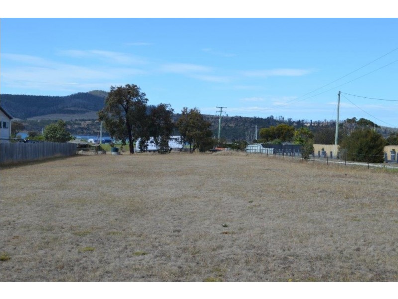 77A Arthur Highway, Dunalley TAS 7177