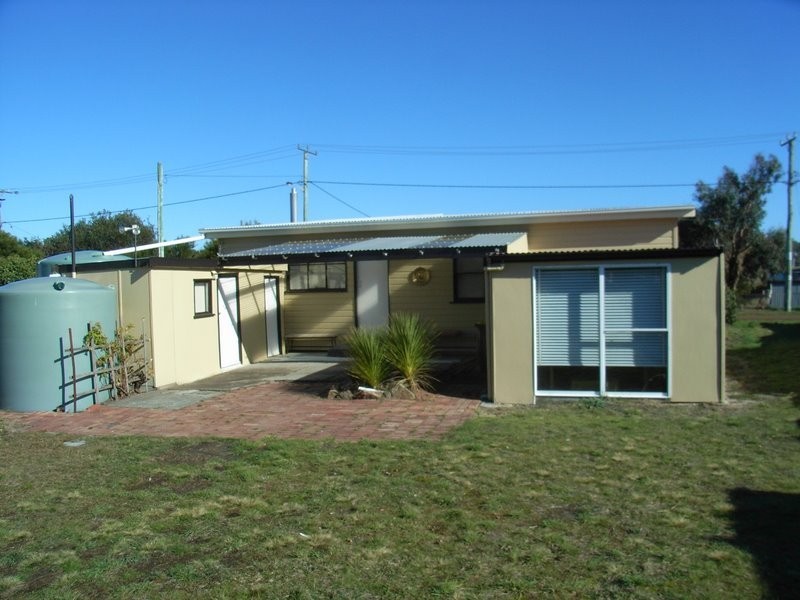 8 Nerine Street, Primrose Sands TAS 7173