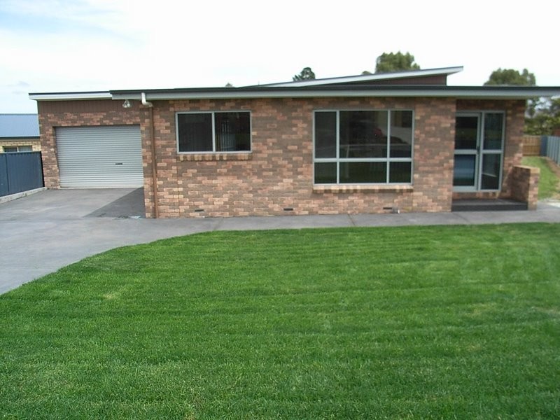 100 West Pennington Drive, Sorell TAS 7172