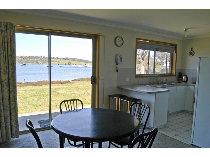 103 Arthur Highway, Dunalley TAS 7177