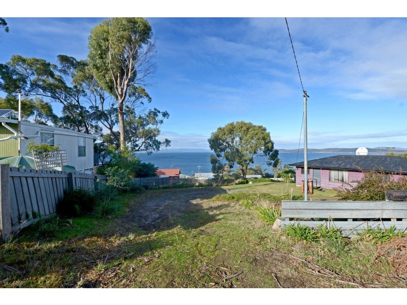 4 Pine Court, Primrose Sands TAS 7173