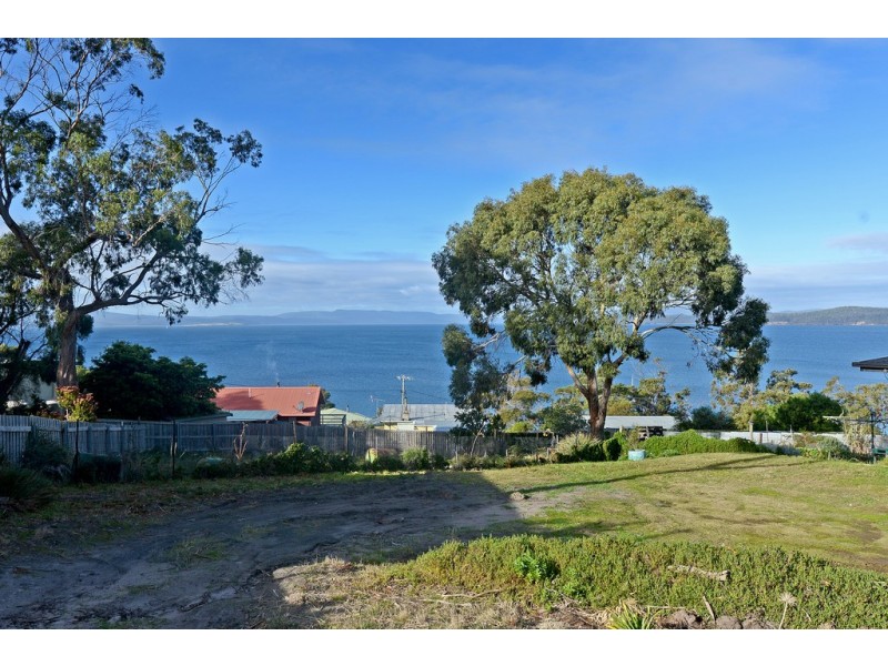 4 Pine Court, Primrose Sands TAS 7173