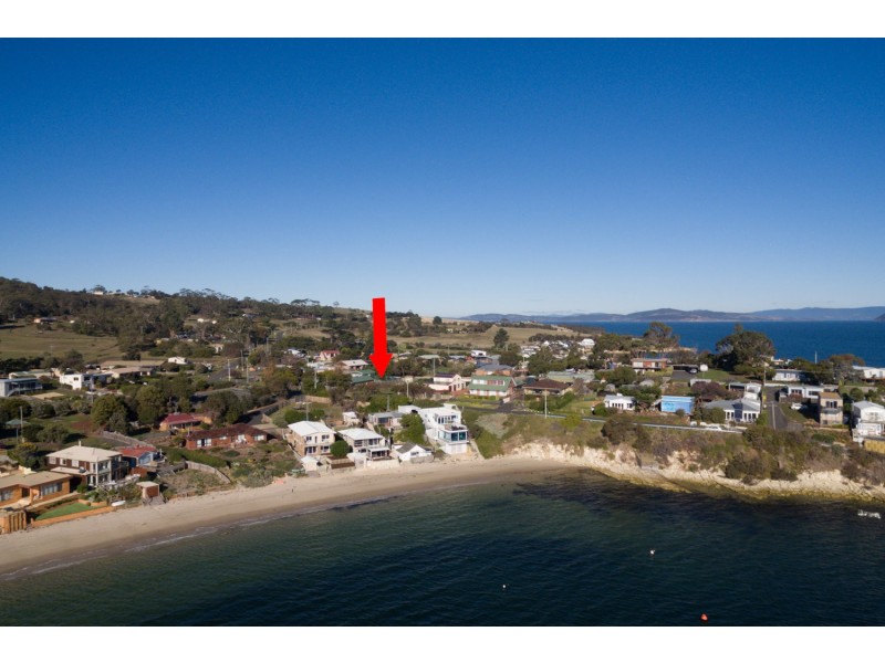 10 Pier Road, Opossum Bay TAS 7023