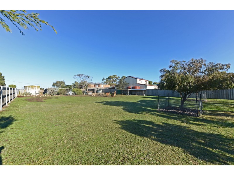 10 Pier Road, Opossum Bay TAS 7023