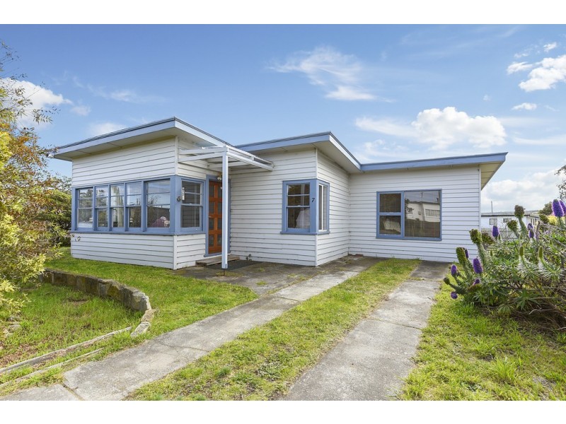 7 Fifth Avenue, Dodges Ferry TAS 7173