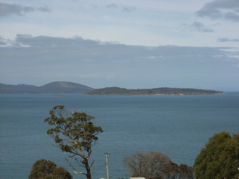 42 Robinia Street, Primrose Sands TAS 7173