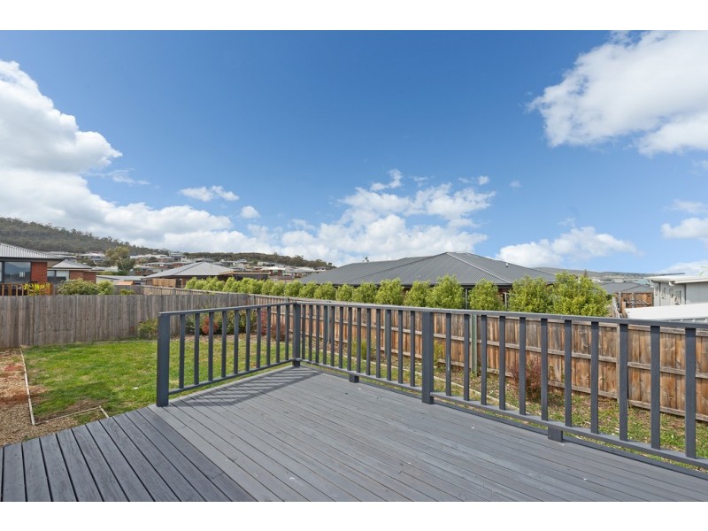 10 Loch Way, Oakdowns TAS 7019