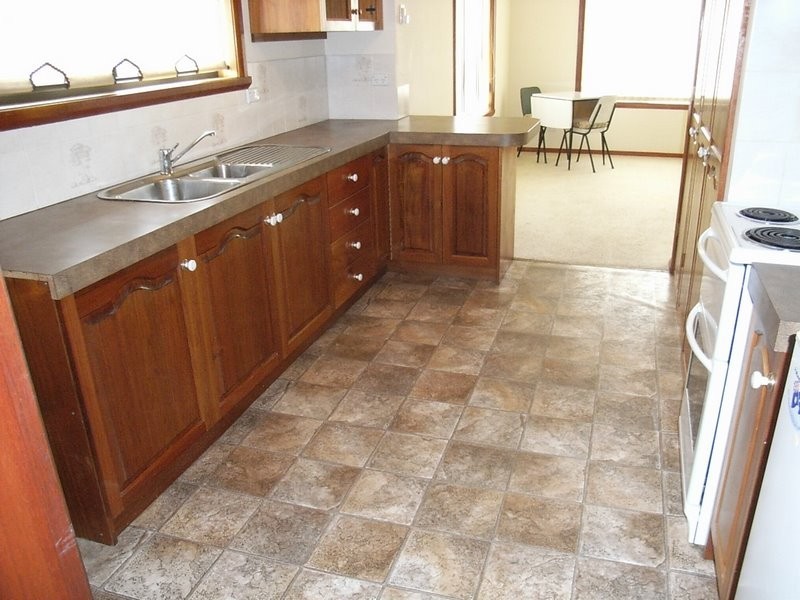 48 Raynors Road, Midway Point TAS 7171