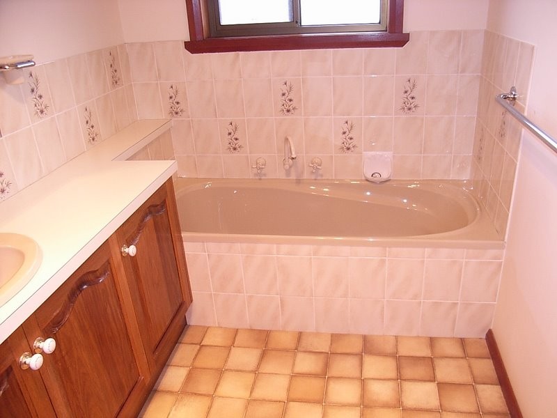 48 Raynors Road, Midway Point TAS 7171