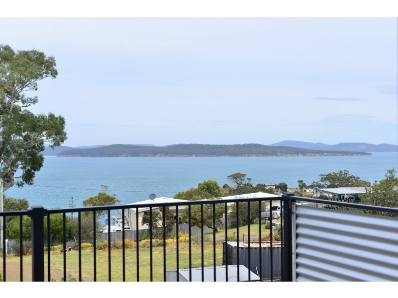 679 Primrose Sands Road, Primrose Sands TAS 7173