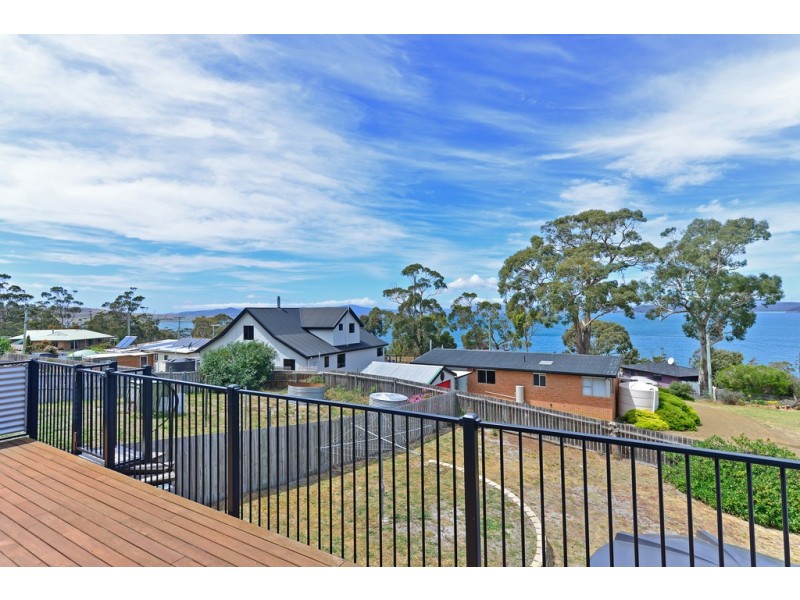 679 Primrose Sands Road, Primrose Sands TAS 7173
