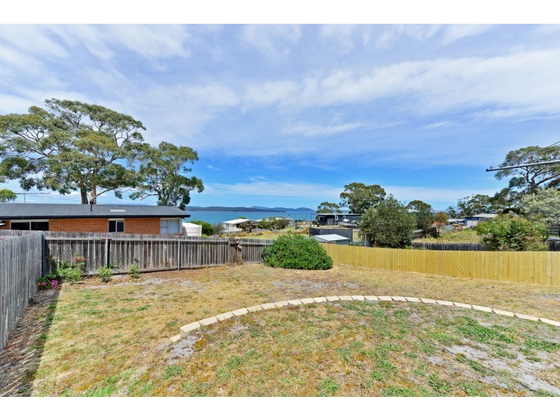 679 Primrose Sands Road, Primrose Sands TAS 7173