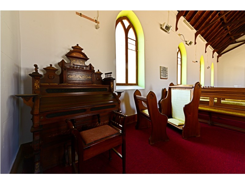 7 Richmond Street (formerly St James’ Church), Colebrook TAS 7027