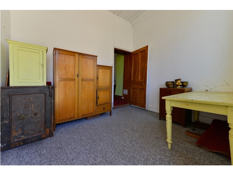 7 Richmond Street (formerly St James’ Church), Colebrook TAS 7027