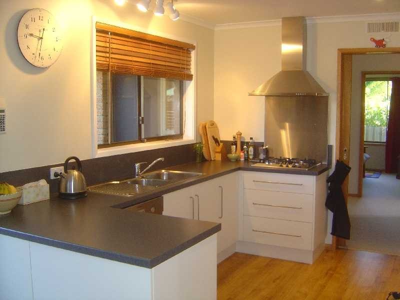 12 Lake Vue Parade, Midway Point TAS 7171