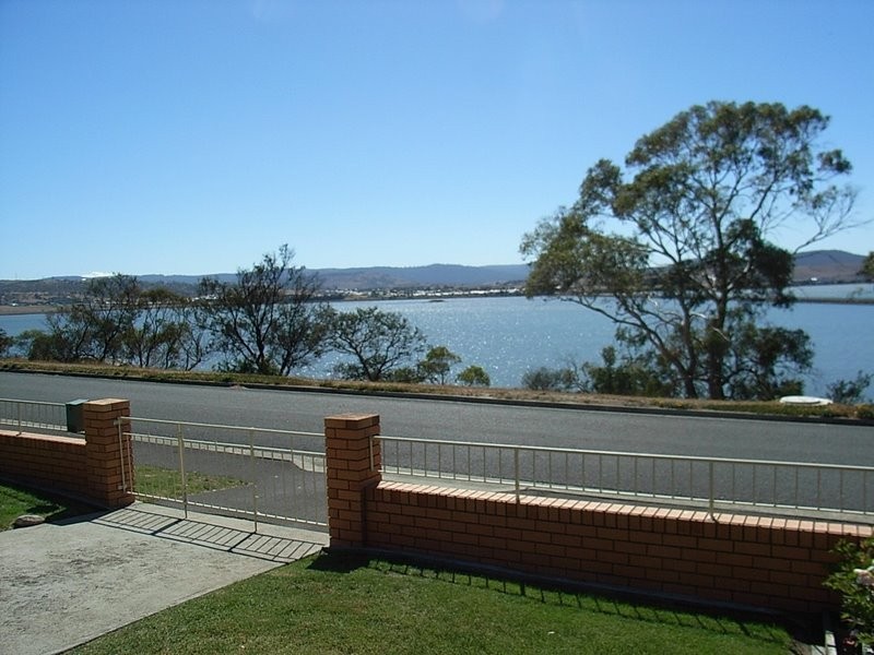 20 Lake Vue Parade, Midway Point TAS 7171