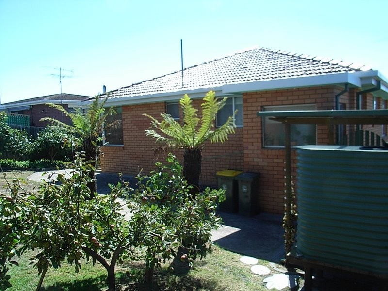 20 Lake Vue Parade, Midway Point TAS 7171