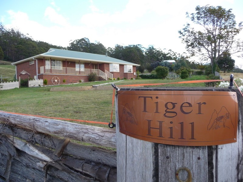 951 Sand River Road, Buckland TAS 7190