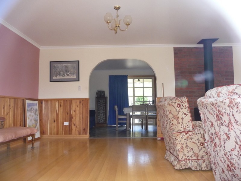 951 Sand River Road, Buckland TAS 7190