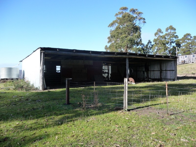 951 Sand River Road, Buckland TAS 7190
